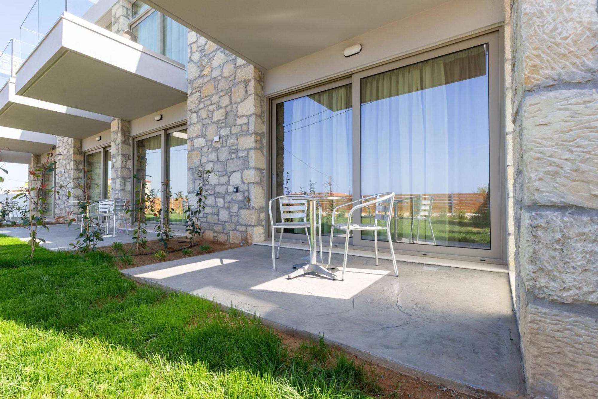 Achatis Apartments With Sea View Kolimvárion Eksteriør billede